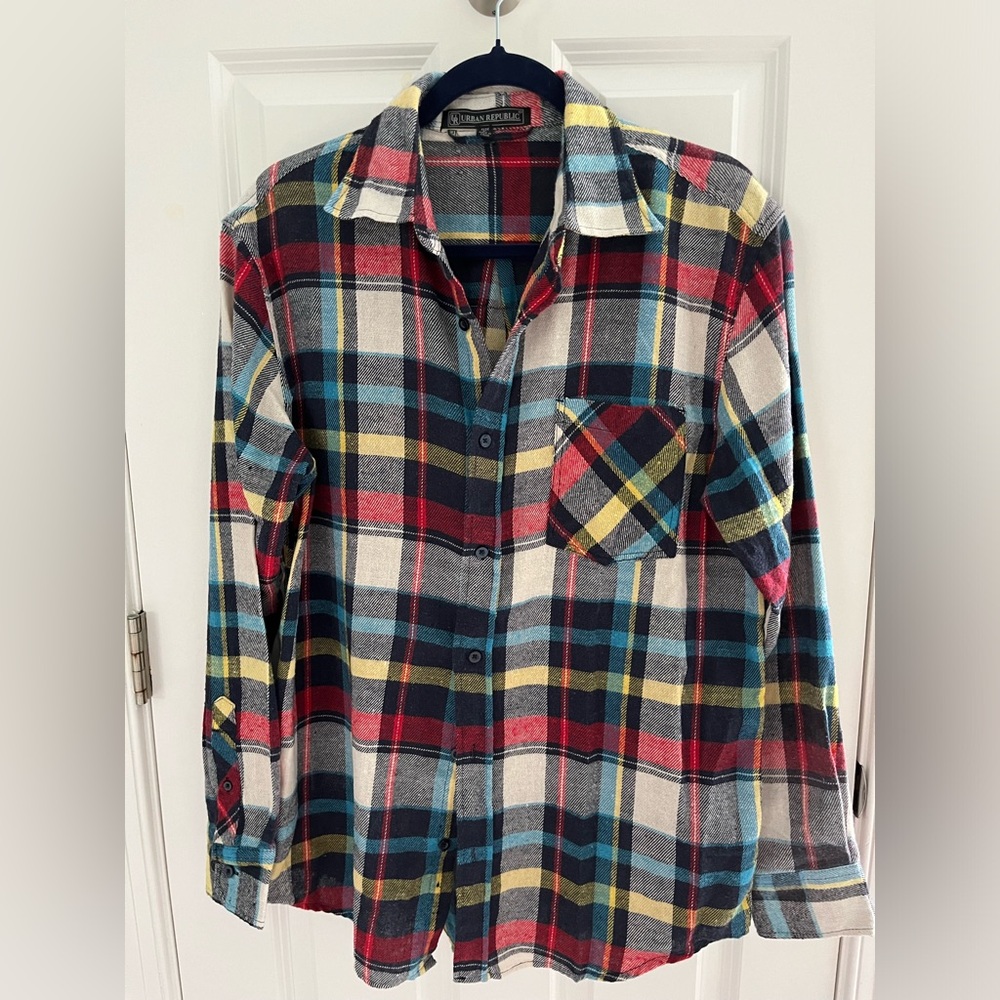 Custom Thomas Rhett Flannel - Men’s Large - Picture 4 of 4